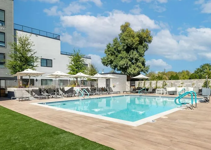 Arcadia Oasis, Pool - Gym - Fire Pits *